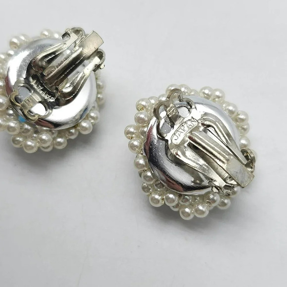 Japan Signed Blue Crystal Bead Faux Pearl Cluster Clip Vintage Earrings - Picture 3 of 4